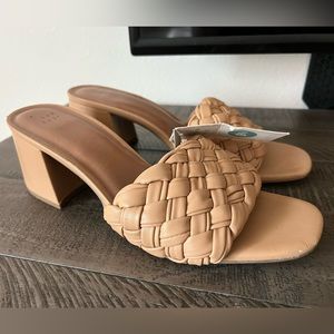 NWT A New Day Dorothy Woven Block Heel Mules - Tan - 9.5
